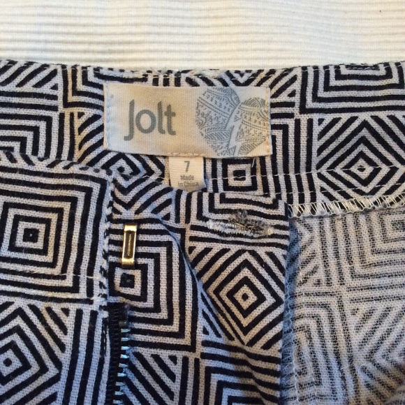 JOLT SHORT SHORTS SIZE 7 - Picture 3 of 3